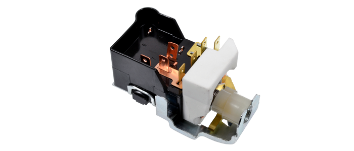Standard Motor Products LS-304 Back-Up Lamp Switch 